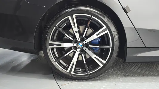 BMW 5 Series (G60) 530e M 2026 5