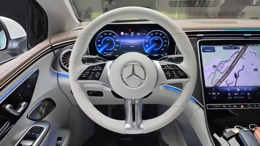Mercedes-Benz EQE V295 EQE350+ 2023 13