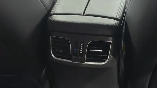Hyundai DH G330 2014 29