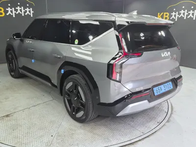 Kia EV9 4WD 2023 4