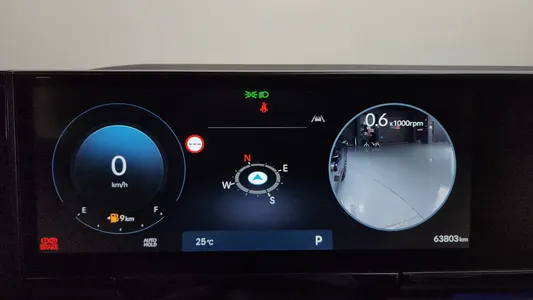 Hyundai (GN7) 2.5 2WD 2023 8