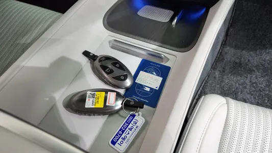 Hyundai (GN7) 2.5 2WD 2023 15