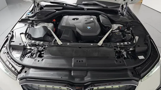 BMW 5 Series (G60) 520i 2025 5