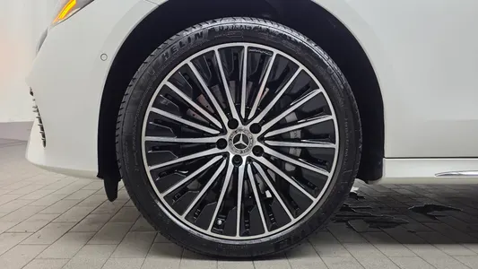 Mercedes-Benz E-Class W214 E450 4MATIC 2024 4