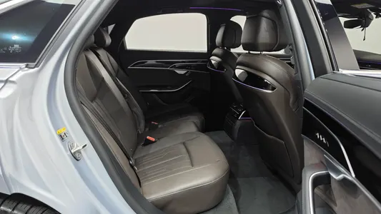 Audi A8 (D5) 50 TDI 2023 11