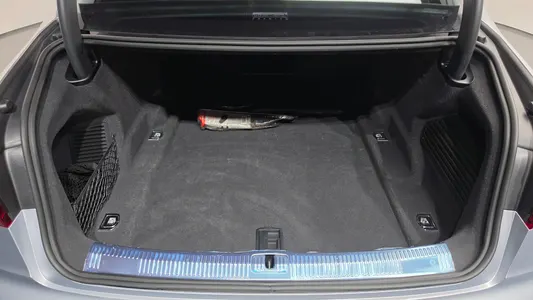Audi A8 (D5) 50 TDI 2023 17