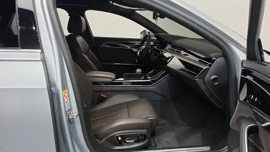 Audi A8 (D5) 50 TDI 2023 26