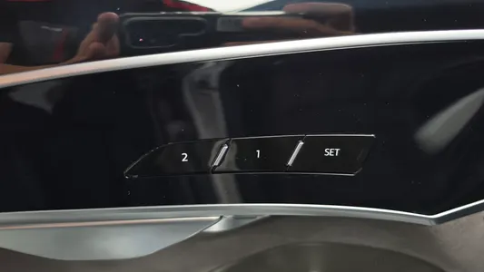 Audi A8 (D5) 50 TDI 2023 31