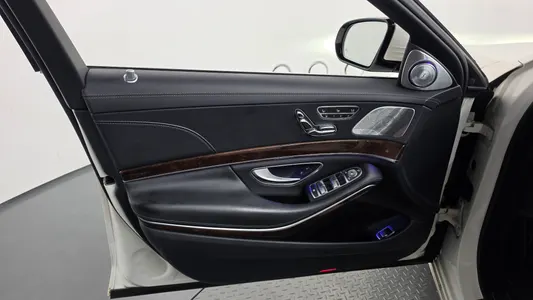Mercedes-Benz S-Class W222 S560L 4MATIC 2018 24