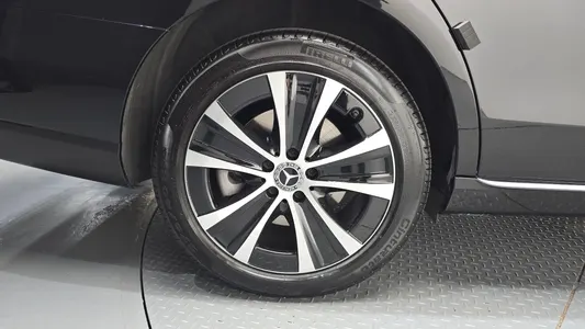 Mercedes-Benz E-Class W213 E300e 4MATIC 2021 5