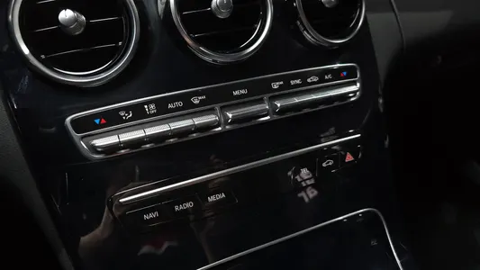Mercedes-Benz C-Class W205 C200 2019 16