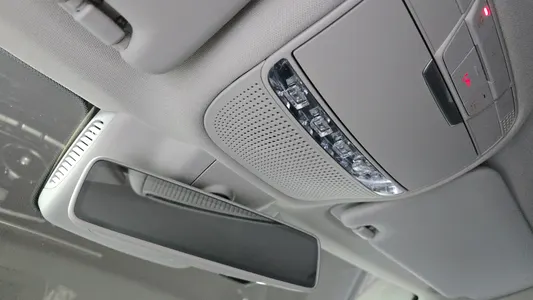 Mercedes-Benz C-Class W205 C200 2019 18
