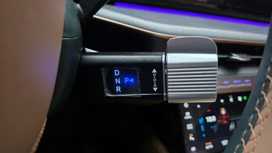 Hyundai (GN7) 2023 9