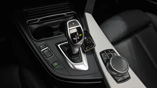 BMW 3 Series (F30) 320d M 2017 9