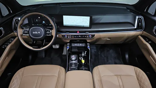 Kia 4 HEV 1.6 2WD 2024 7