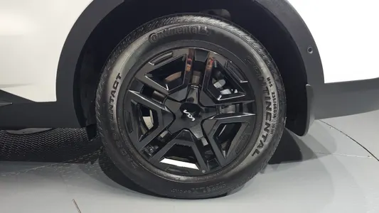 Kia 4 HEV 1.6 2WD 2024 22