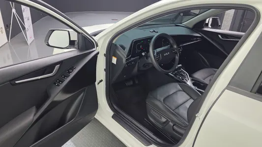 Kia 디 니로 2022 10