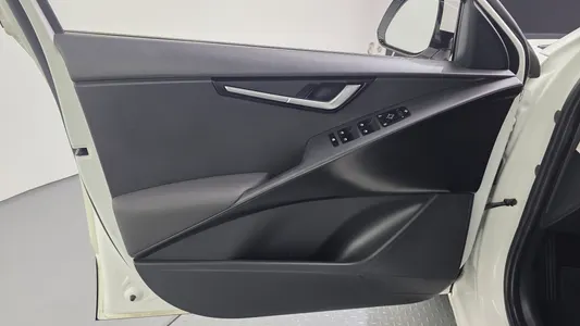 Kia 디 니로 2022 24