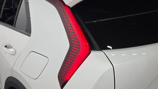 Kia 디 니로 2022 23