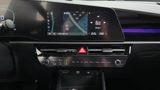 Kia 디 니로 2022 18