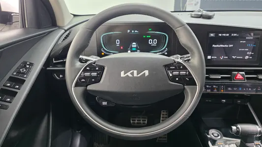 Kia 디 니로 2022 13