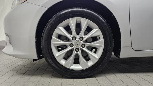 Lexus ES300h 2012 5