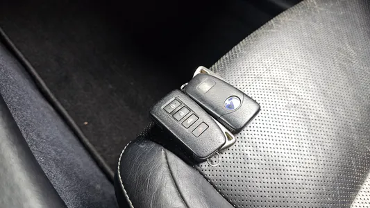 Lexus ES300h 2012 17