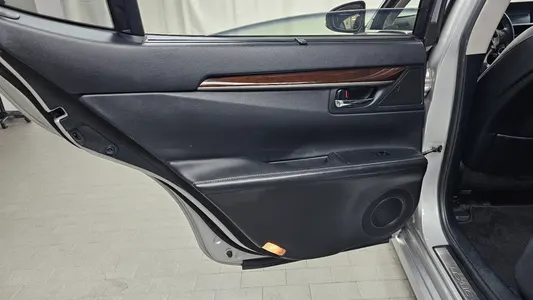 Lexus ES300h 2012 25
