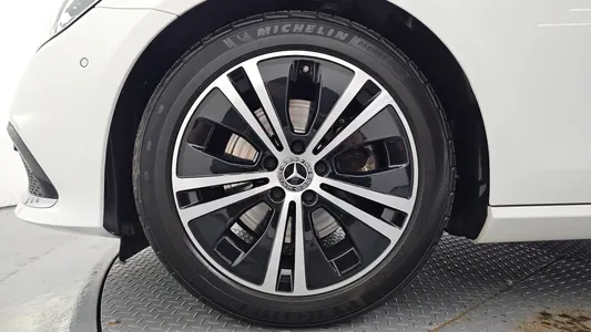 Mercedes-Benz E-Class W213 E250 2022 5