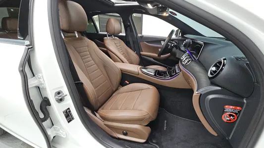 Mercedes-Benz E-Class W213 E250 2022 11