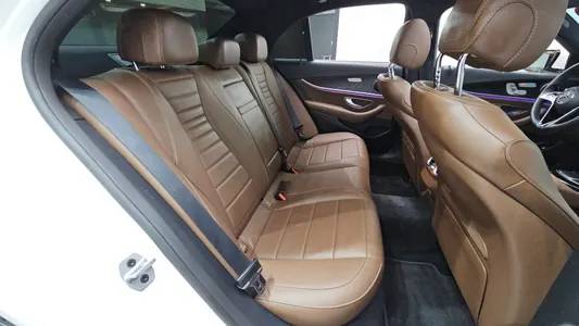 Mercedes-Benz E-Class W213 E250 2022 26