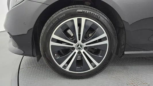 Mercedes-Benz E-Class W213 E220d 2020 5
