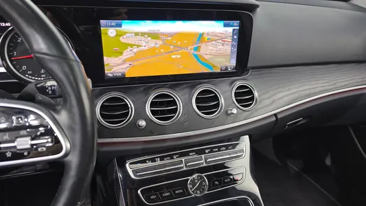 Mercedes-Benz E-Class W213 E220d 2020 12