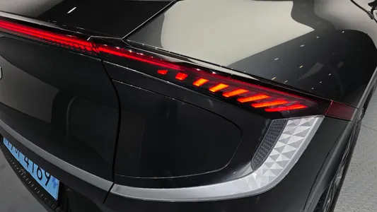Kia EV6 4WD 2022 23
