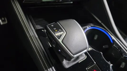 Volkswagen 3 3.0 TDI R-Line 2024 9