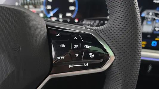 Volkswagen 3 3.0 TDI R-Line 2024 19