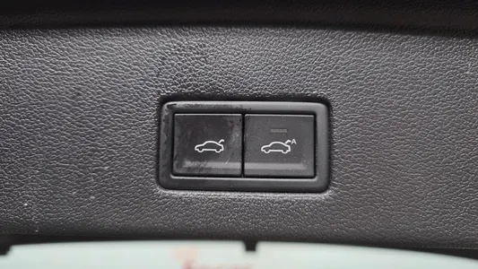 Volkswagen 3 3.0 TDI R-Line 2024 27