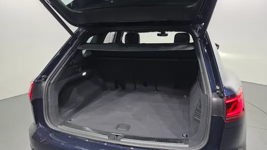 Volkswagen 3 3.0 TDI R-Line 2024 28