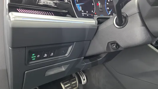 Volkswagen 3 3.0 TDI R-Line 2024 30