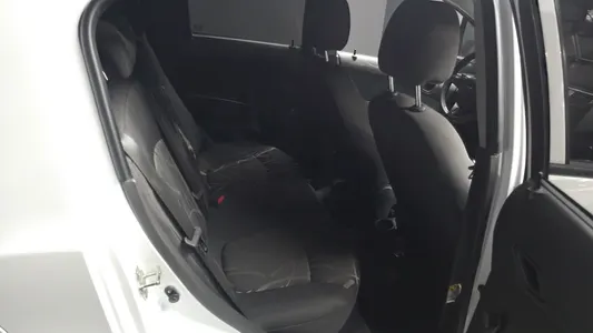 Chevrolet Spark LPG L 2014 11
