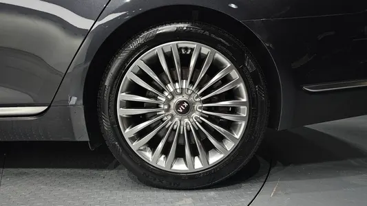 Kia K9 3.8 GDI 2019 21