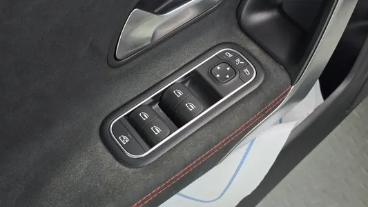 Mercedes-Benz CLA-Class C118 CLA250 4MATIC 2024 29