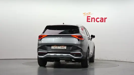 Kia 5 2.0 2WD 2022 4