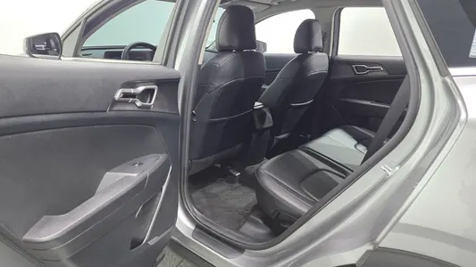 Kia 5 2.0 2WD 2022 12