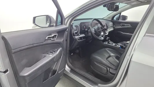 Kia 5 2.0 2WD 2022 10