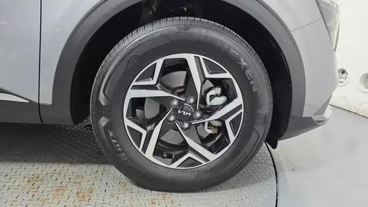 Kia 5 2.0 2WD 2022 21