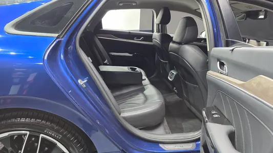 Kia K5 3 1.6 2021 11