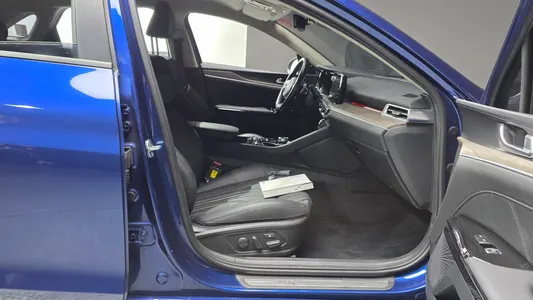 Kia K5 3 1.6 2021 26