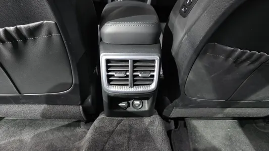 Kia K5 3 1.6 2021 30