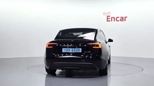 Tesla 3 AWD 2024 4